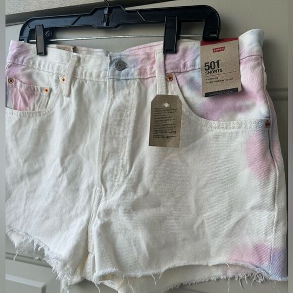 Women’s Levi 501 White Shorts With Pink And Blue Tye Dye Size 33 - Picture 5 of 12